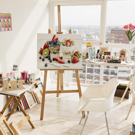 Müsli mit Joghurt. Malen nach Zahlen