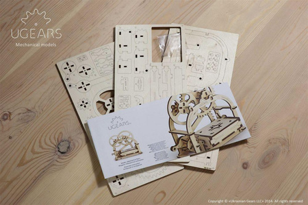 Mechanisches Gehäuse. Schatulle. Mechanisches Modell zum Zusammenklappen