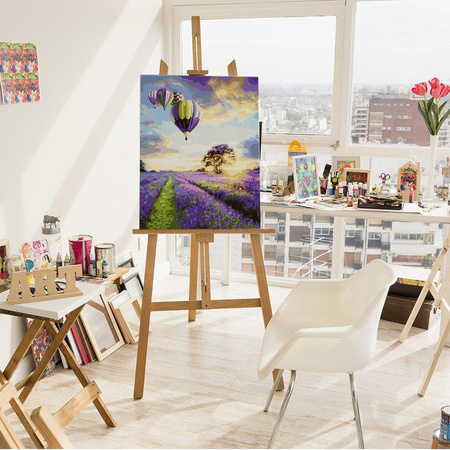 Über ein Lavendelfeld fliegen Malen nach Zahlen