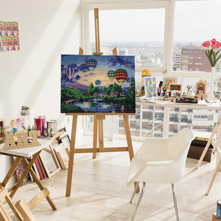 Luftballons in der Abenddämmerung. Malen nach Zahlen